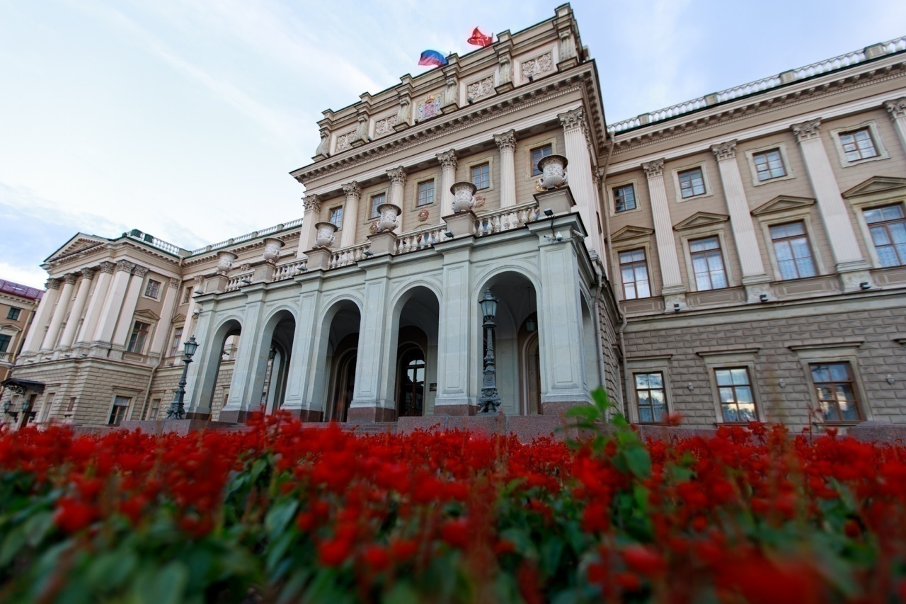 Комиссия ЗакСа одобрила законопроект о реновации в Петербурге