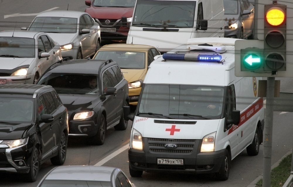 В Петербурге постепенно снижается количество суточных COVID-госпитализаций