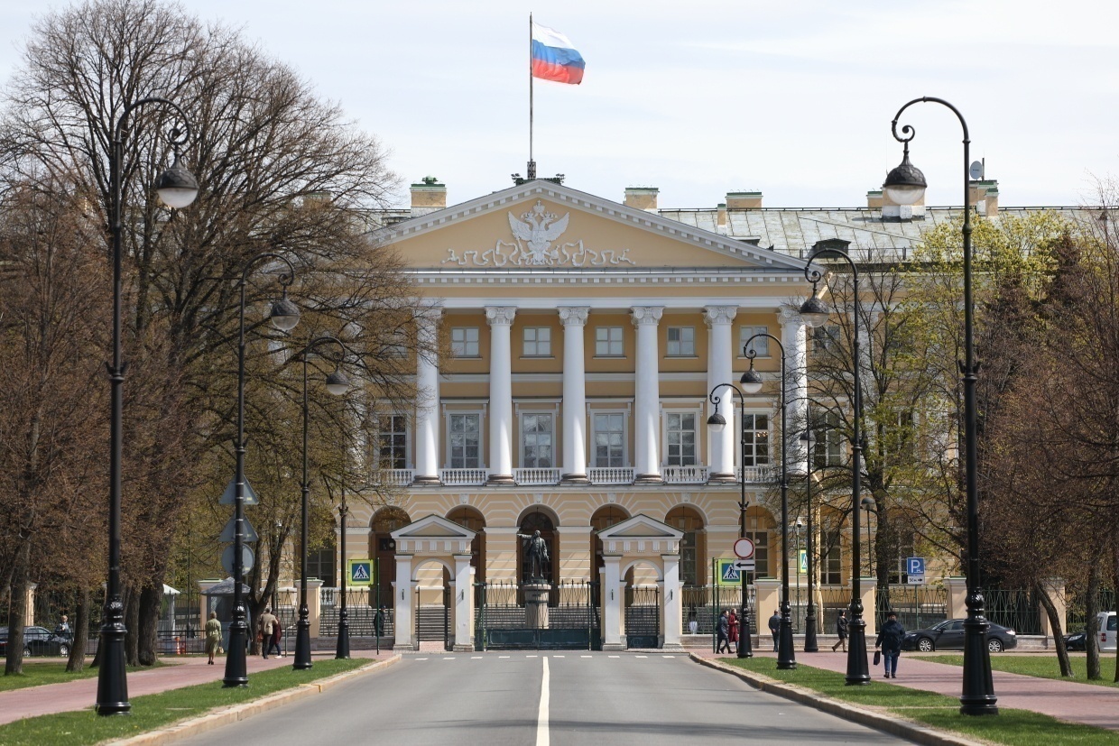 Петербург перечислит НКО восемь миллионов рублей на социальную рекламу
