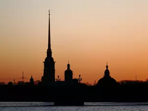 фото ЗакС Завершилась разводка мостов на рукавах Невы фото ЗакС политика Завершилась разводка мостов на рукавах Невы