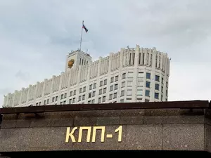 фото ЗакС Работающих по квоте кабмина мигрантов предложили избавить от тестирования фото ЗакС политика Работающих по квоте кабмина мигрантов предложили избавить от тестирования