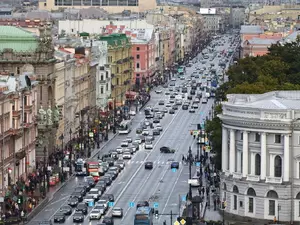 фото ЗакС Штраф за непристойную рекламу грозит караоке-бару "Евгенич" на Невском проспекте фото ЗакС политика Штраф за непристойную рекламу грозит караоке-бару "Евгенич" на Невском проспекте