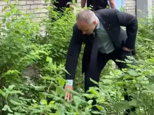 фото ЗакС Глава МО "Ланское" Дорожков проверил округ на наличие закладок с наркотиками фото ЗакС политика Глава МО "Ланское" Дорожков проверил округ на наличие закладок с наркотиками