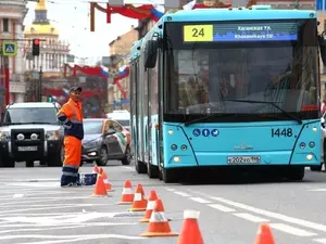 фото ЗакС В комитете по транспорту рассказали, куда жаловаться на жару в автобусе фото ЗакС политика В комитете по транспорту рассказали, куда жаловаться на жару в автобусе