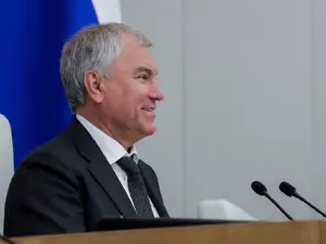 Володин предложил переводить пенсии иноагентов на спецсчета