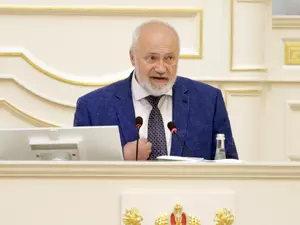 Амосов подтвердил намерение баллотироваться в 2026 году