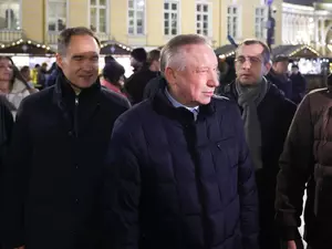 Беглов заявил, что Петербург не тратил больше Москвы на новогодние украшения
