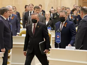 Беглов продлил антиковидные ограничения на весь 2026 год