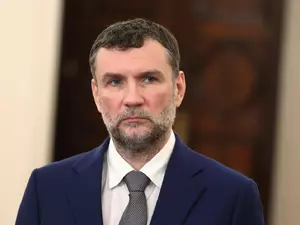 Разумишкин заявил о нехватке кадров для уборки города от снега