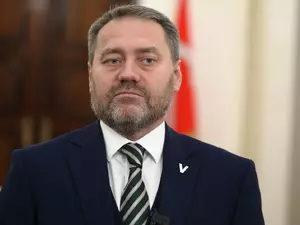 Спикер Бельский отчитал главу ККИ за незавершённый снос ТЦ у "Приморской"