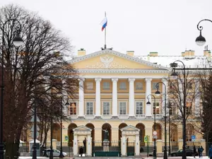 Смольный пообещал исправить методички к урокам о блокаде Ленинграда