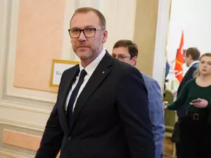 Бывший вице-губернатор Петербурга Звоник возглавил клинику Елены Малышевой