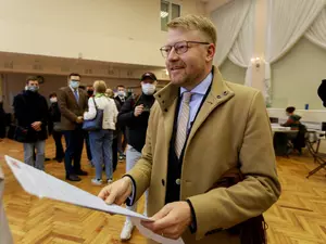 Горсуд оставил без изменений штраф лидеру "Яблока" Рыбакову