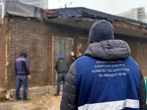 Беглов пообещал усилить борьбу с незаконными ларьками