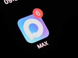 Два вице-губернатора Петербурга по-прежнему не завели каналы в MAX