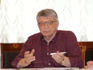 Сокурова исключили из правительственного Совета по кинематографии