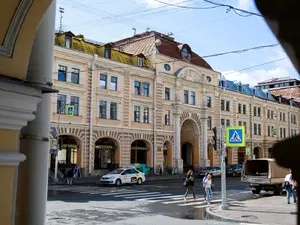 Потапенко не нашел нарушений в Апраксином дворе