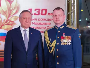 Беглов наградил командиров ЛенВО и 6-й армии ВВС и ПВО