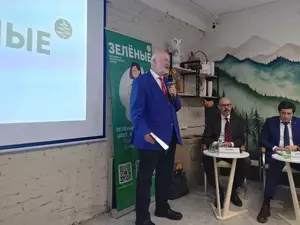 Амосов предложил внедрить раздельный сбор отходов в одном из районов Петербурга