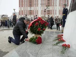 Бельский почтил память воинов 6-ой роты Псковской дивизии ВДВ