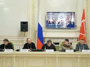 Представители РПЦ встретились с депутатами в Мариинском дворце