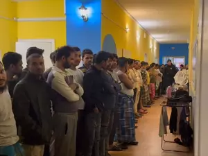 Полиция проверила 430 мигрантов в петербургском хостеле