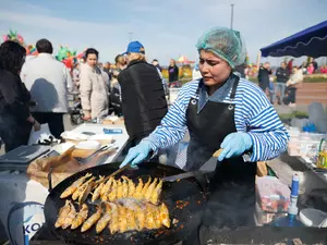 Разлив нефтепродуктов на берегу Финского залива не повлиял на сезон корюшки