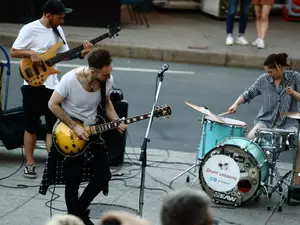 Рябоконь пожаловался в полицию на музыкантов на Думской улице