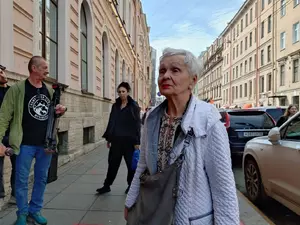 Полиция прервала пикет блокадницы Людмилы Васильевой у Соловецкого камня
