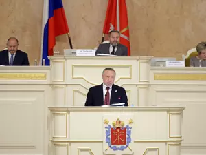 Беглов: С 2019 года средняя зарплата петербуржцев выросла на 87%