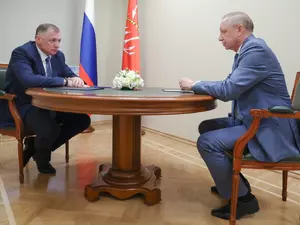 Фонтанка: Беглов и Хуснуллин посетили бассейн имени Лесгафта