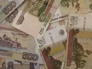 Смольный выставил на торги 40 автомобилей за 11,8 млн рублей