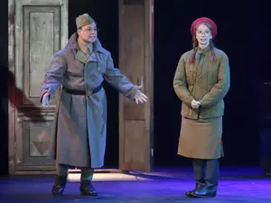 Из ЗакСа — в "Асторию": депутаты сыграли в благотворительном спектакле