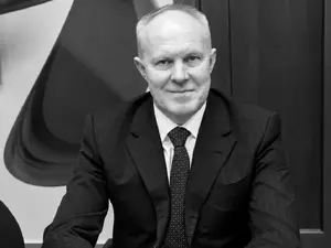 Умер депутат Госдумы и олимпийский чемпион по биатлону Чепиков