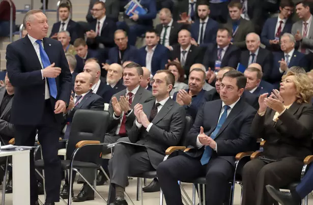 Встреча "Единой России" перед проверкой на прочность Встреча "Единой России" перед проверкой на прочность