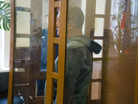 Колпинского депутата отправили в колпинское СИЗО : ЗакС.Ру : Статьи