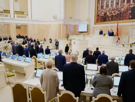 Депутаты ЗакСа открыли осеннюю сессию : ЗакС.Ру : Статьи