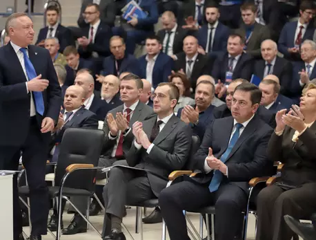 Встреча "Единой России" перед проверкой на прочность : ЗакС.Ру : Статьи