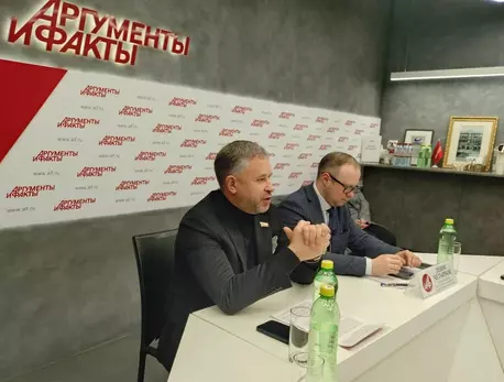 "Циничное отравление детей": Крупник и Четырбок высказались о запрете вейпов : ЗакС.Ру : Статьи