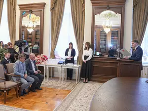 фото ЗакС В ЗакСе наградили победителей конкурса муниципальной прессы фото ЗакС политика В ЗакСе наградили победителей конкурса муниципальной прессы