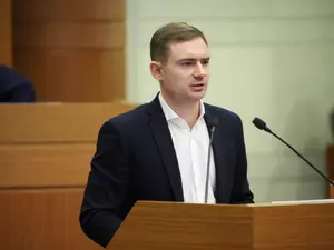 фото ЗакС Зампред "Яблока" Круглов задержан по делу о фейках про армию фото ЗакС политика Зампред "Яблока" Круглов задержан по делу о фейках про армию