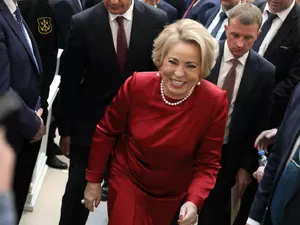 Матвиенко о меме про лазер и сосульки: "Ну ничего, я спокойно к этому отношусь"