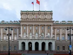 ЗакС потратит до 8 млн рублей на концерты в рамках торжественных приемов