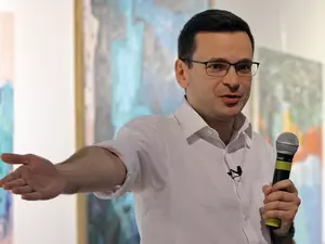 Илью Яшина* заочно приговорили к 22 месяцам колонии