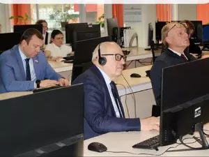 Депутаты ЗакСа ознакомились с работой Соцфонда