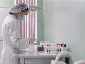 Минздрав предложил разделить форму медработников по цветам