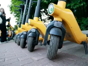 Самокатам могут запретить поездки в центральных районах Петербурга