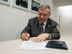 Высоцкий пойдет на праймериз "Единой России" по 9-му округу