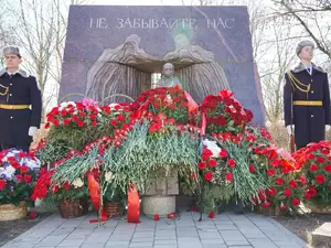 Беглов и Бельский обратились к горожанам в День освобождения узников концлагерей