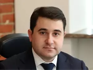 Замминистр строительства и ЖКХ ушел от ответа на вопрос о жилье в Петербурге